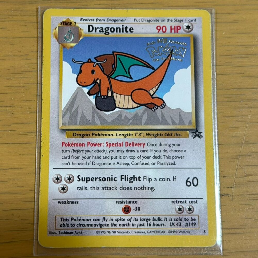 1999 Pokémon Dragonite #5 Black Star Promo First Movie WB